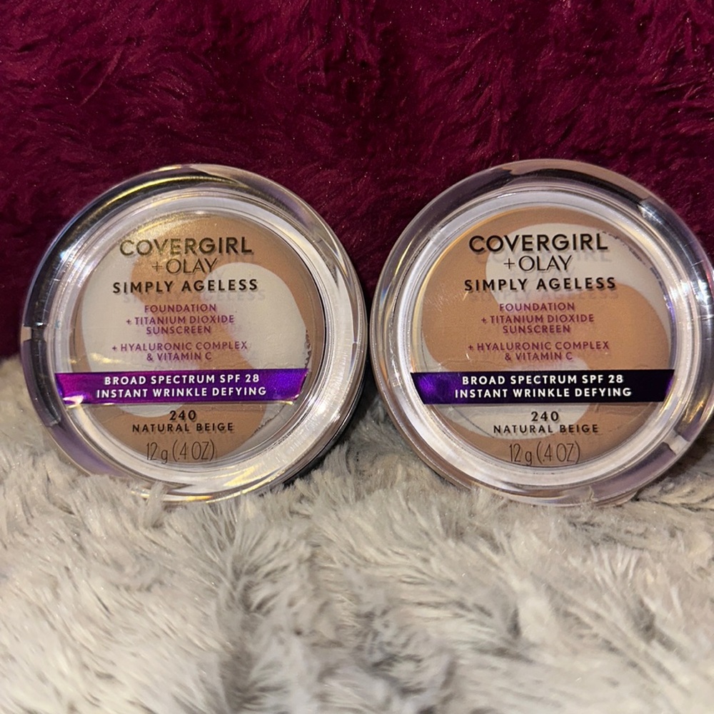 COVERGIRL + Olay Foundation